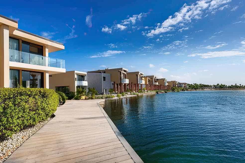 Dubai Waterfront Real Estate